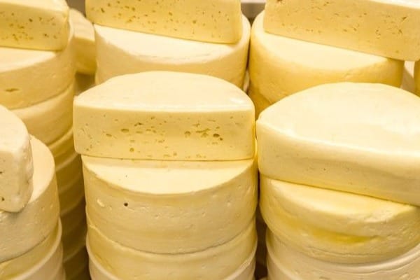 Como fazer queijo mineiro